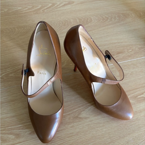 Christian Louboutin Tan Leather Mary Jane Heels - Picture 1 of 9